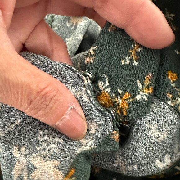 Madewell Fresh Spring Wrap Blouse V Neck Lightweight Green Floral Print Sz L - Picture 8 of 10